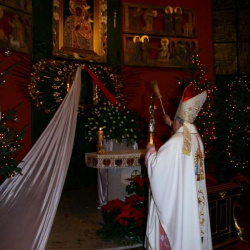 Poświęcenie sukienki Matki Bożej Częstochowskiej - ks. Józef kard. Glemp 1.01.2008r. 