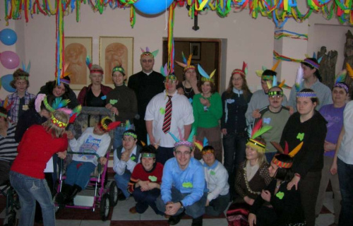 Karnawał podopiecznych ośrodka "Maja" - 25.02.2006r. 